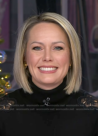 Dylan’s gold floral earrings on Today
