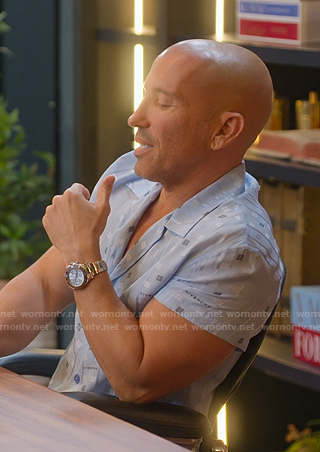 Jason’s blue print short sleeve shirt on Selling Sunset