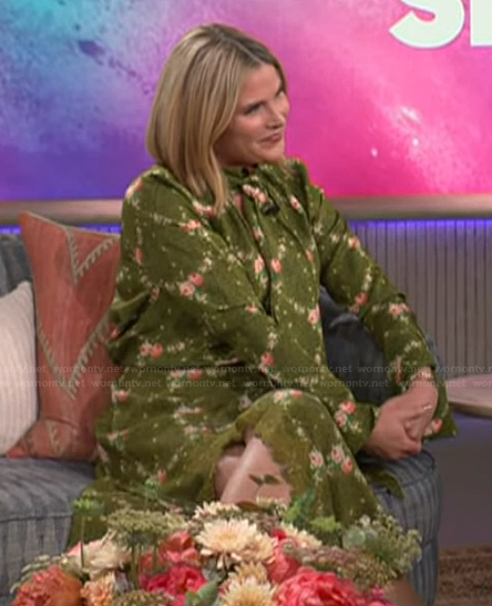 Jenna Bush’s green floral print top and skirt on The Kelly Clarkson Show