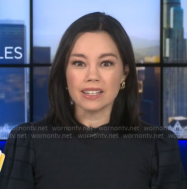 Jo Ling Ken’s sweater with stripe sleeves on CBS Mornings