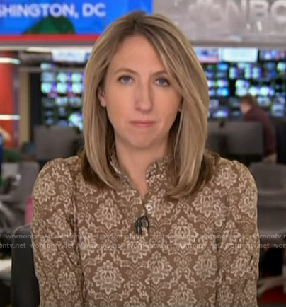 Julia Ainsley’s green floral print short sleeve dress on NBC News Daily