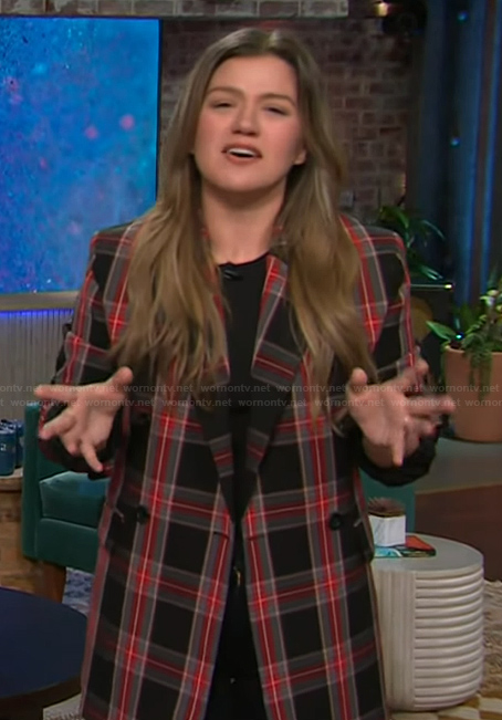 Kelly’s black plaid blazer on The Kelly Clarkson Show