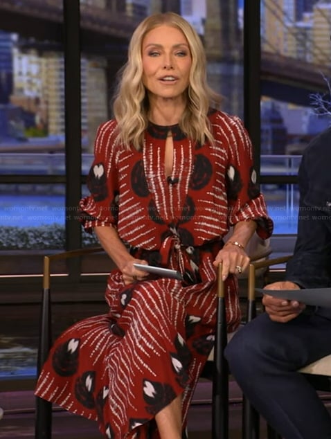 Kelly’s red printed maxi dress on Live with Kelly and Mark