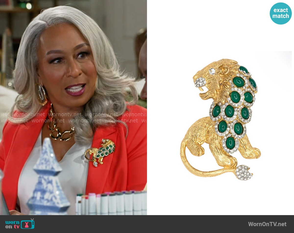 Kenneth Jay Lane Chrysoprase Green Lion Pin worn by Anita Dupree (Tamara Tunie) on Beyond the Gates