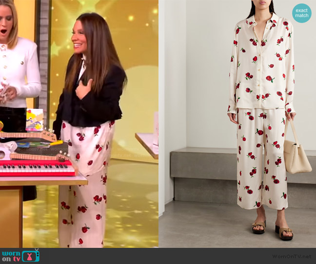 Khaite Argo printed silk-twill shirt worn by Gretta Monahan on The View