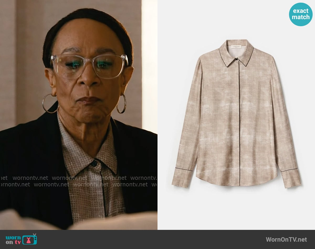 Lafayette 148 New York Scottie Shirt in Hickory Multi worn by Sharon Goodwin (S. Epatha Merkerson) on Chicago Med