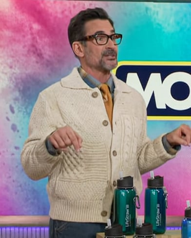 Lawrence Zarian’s cable knit cardigan on The Kelly Clarkson Show