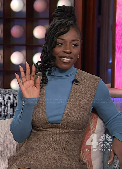 Leora’s tweed mini dress on The Kelly Clarkson Show