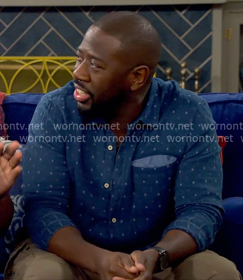 Malcolm’s dotted print denim shirt on The Neighborhood