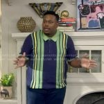 Marty’s navy and green striped polo shirt on The Neighborhood