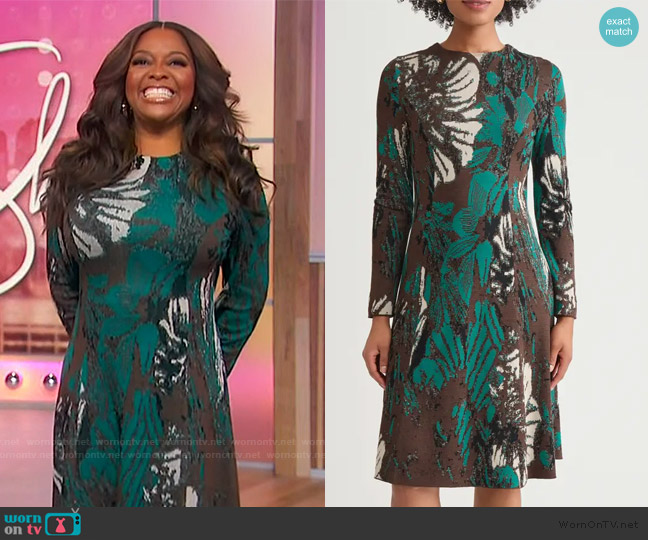 Ming Wang Floral Jacquard Long Sleeve Knit Dress worn by Sherri Shepherd on Sherri