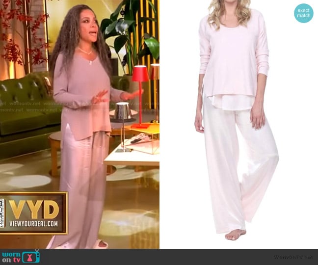 PJ Harlow Frnakie Rib Long Sleeve in Blush worn by Sunny Hostin on The View