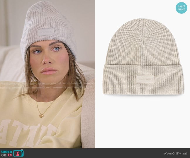 Richwife Lightweight Wool Beanie worn by Jessi Ngatikaura on The Secret Lives of Mormon Wives
