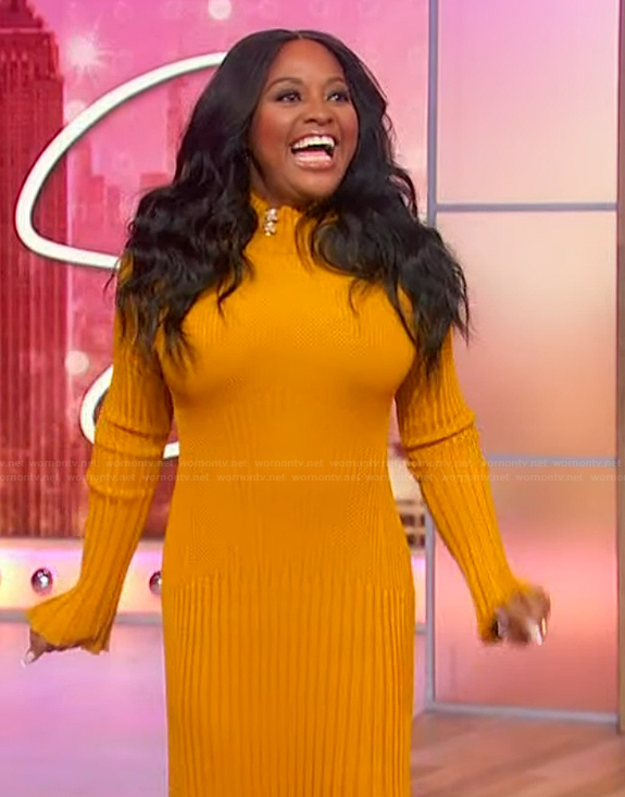 Sherri’s yellow ribbed turtleneck dress on Sherri