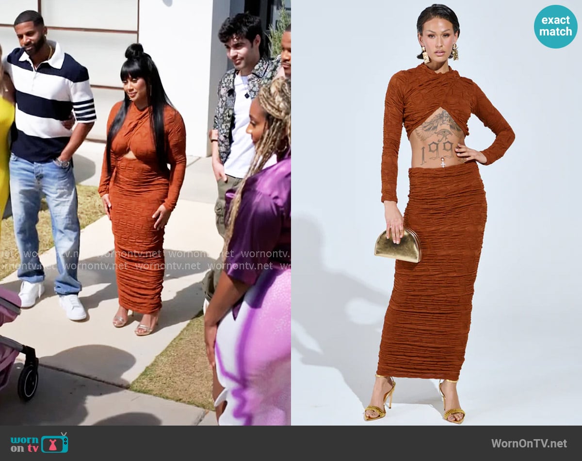 Akira Maybe Next Time Ruched Long Sleeve Top worn by Pam (Angie Beyince) on Tyler Perrys Sistas