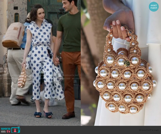 Alameda Turquesa Hana The Gold Bag worn by Emily Cooper (Lily Collins) on Emily in Paris