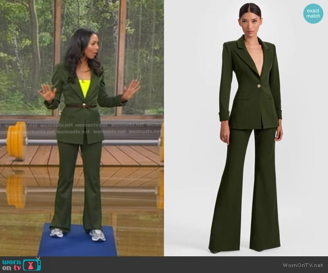Alice + Olivia Burns Fitted Blazer in dark olive worn by Malika Andrews on Good Morning America