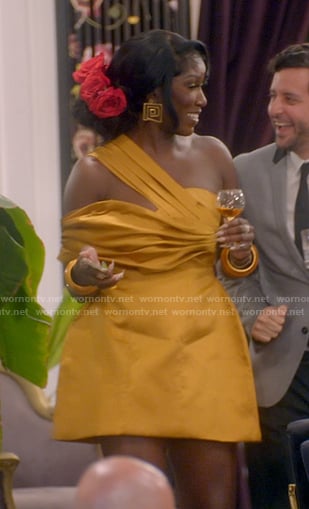 Bozoma’s yellow asymmetric mini dress on The Real Housewives of Beverly Hills