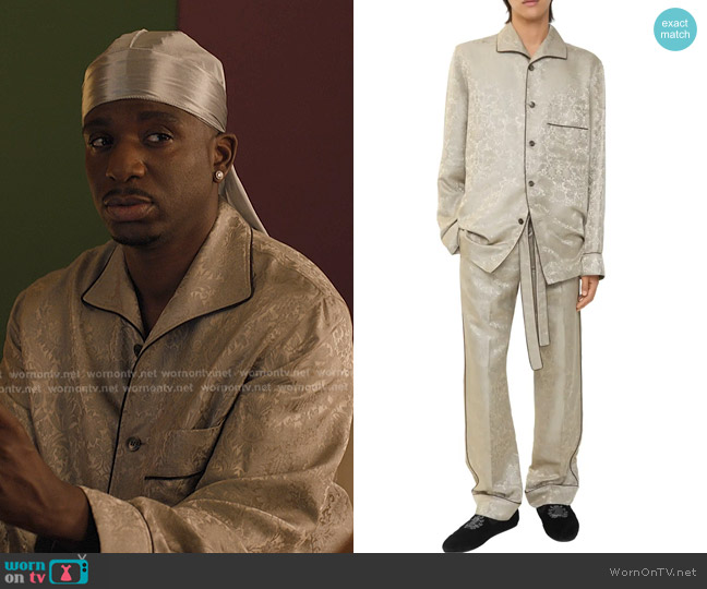 Burberry Sunflower Silk Pyjama Shirt in Taupe Beige worn by Julien (Samuel Arnold) on Emily in Paris
