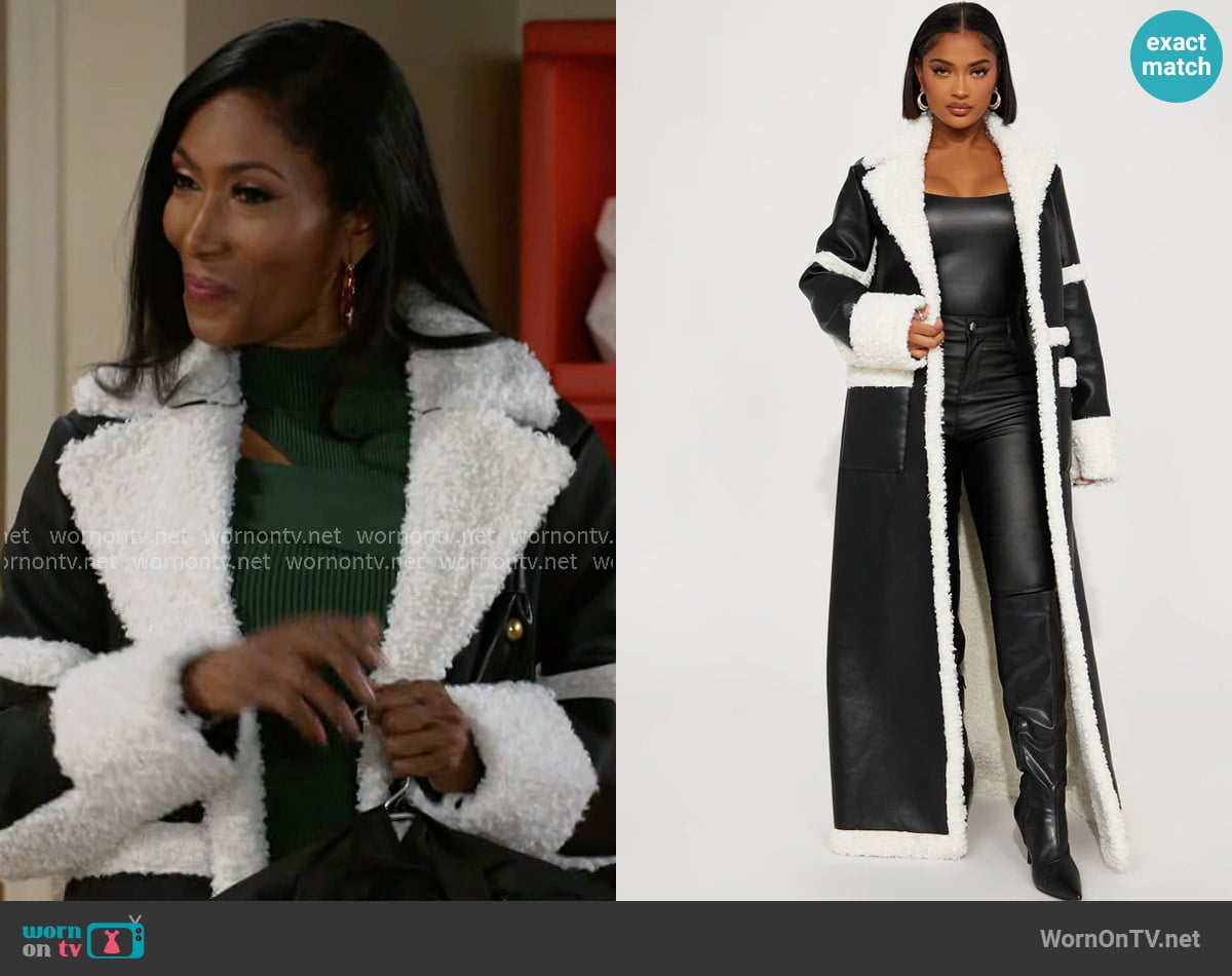 Fashion Nova Calling Again Faux Leather Trench Coat worn by Dana 'Leslie' Thomas (Trisha Mann-Grant) on Beyond the Gates