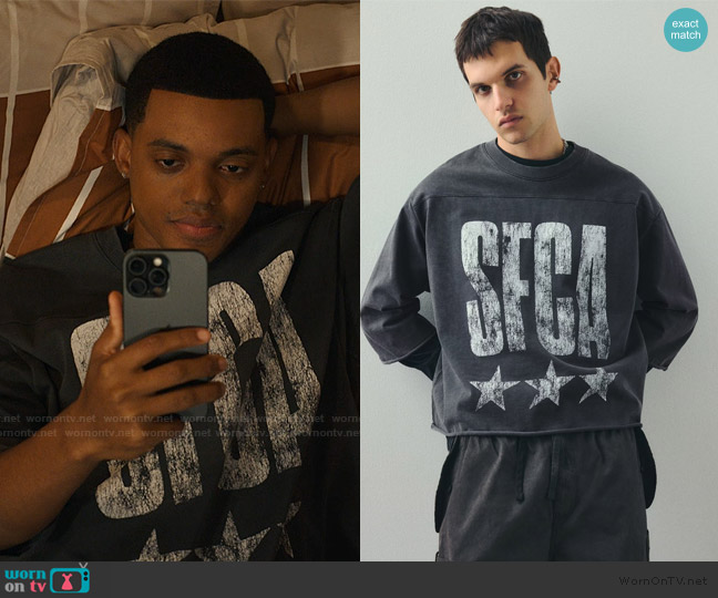 H&M Oversized Fit Cropped T-Shirt worn by Will Smith (Jabari Banks) on Bel-Air