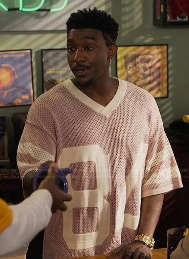 Jazz’s pink 84 open knit jersey on Bel-Air