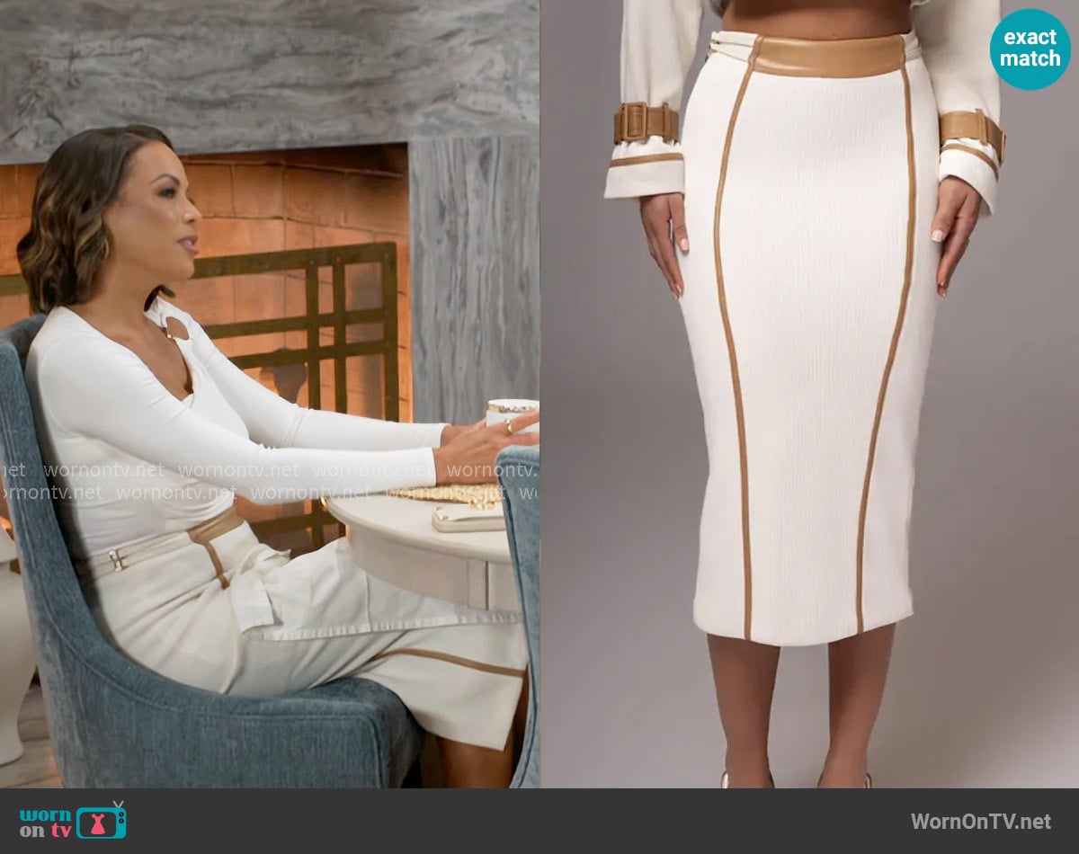 JLuxLabel Jocelyn Contrast Skirt in Ivory worn by Nicole Dupree Richardson (Daphnee Duplaix) on Beyond the Gates