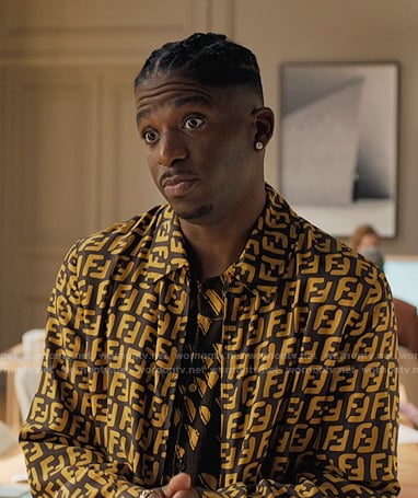 Julien’s brown and yellow print shirt and jacket on Emily in Paris