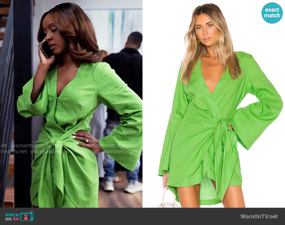 L'Academie The Janeiro Mini Dress in Lime worn by Karen Mott (Ebony Obsidian) on Tyler Perrys Sistas