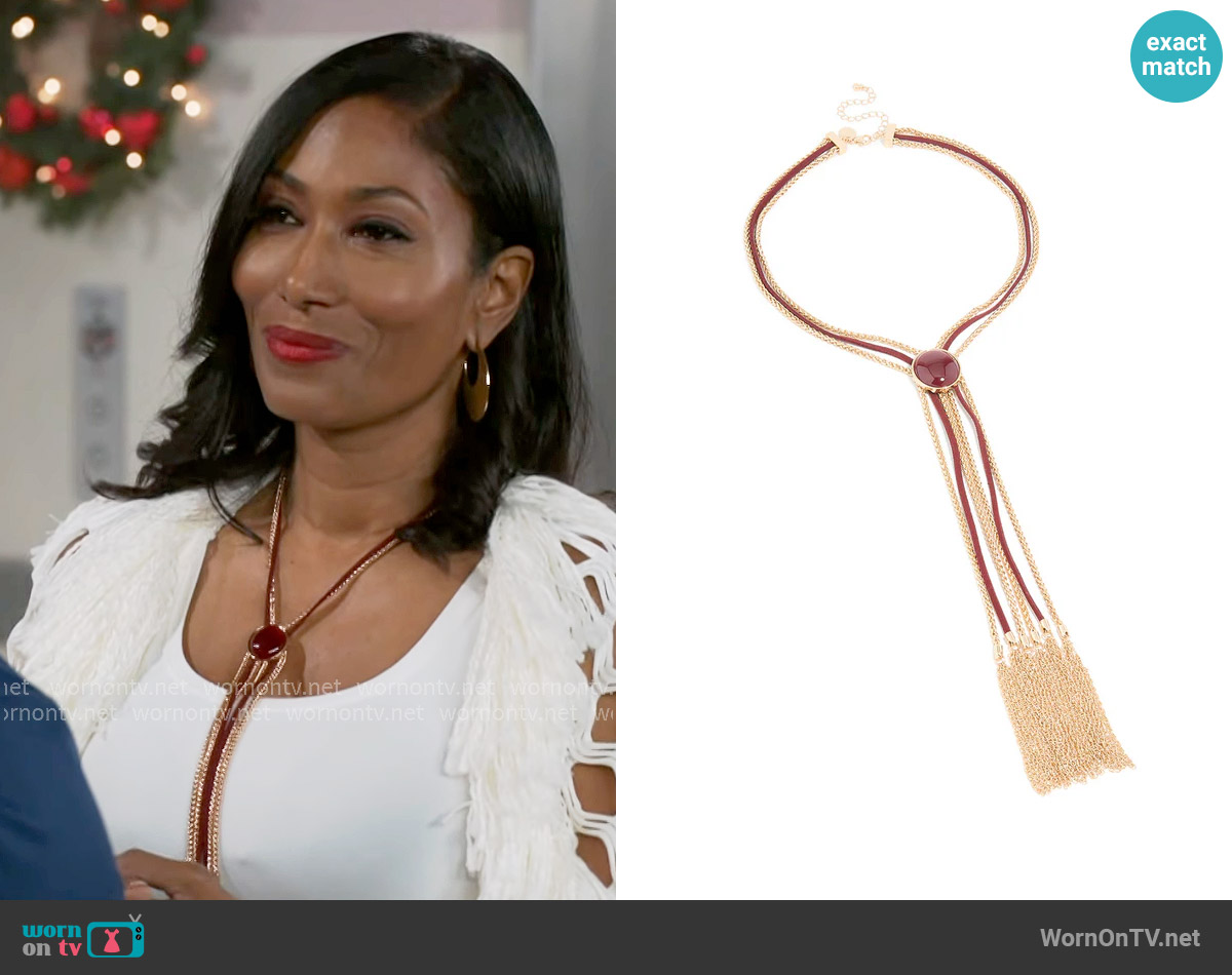 Lovisa Gold Burgundy Western Boho Tassel Necklace worn by Dana 'Leslie' Thomas (Trisha Mann-Grant) on Beyond the Gates