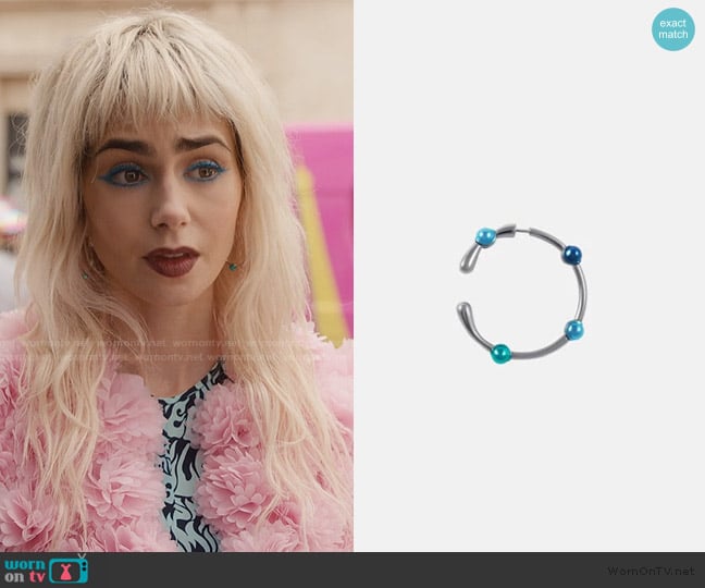 Mamo Originals Casa Batllo hoop earrings in silver worn by Emily Cooper (Lily Collins) on Emily in Paris