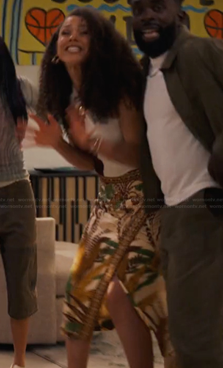 Penelope’s floral print wrap skirt on Bel-Air