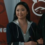 Peyton’s black layered hoodie on Elsbeth