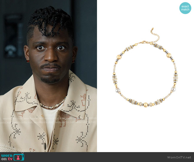 Sigal Paris Nefertiti necklace worn by Julien (Samuel Arnold) on Emily in Paris
