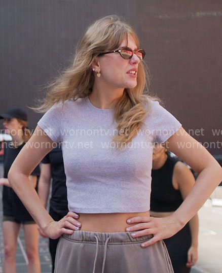 Taylor Swift’s grey baby tee and taupe sweatpants on The End of an Era