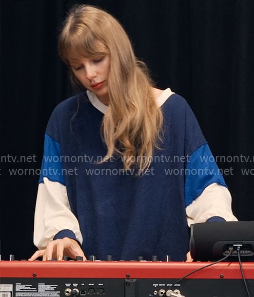Taylor’s blue colorblock top on The End of an Era