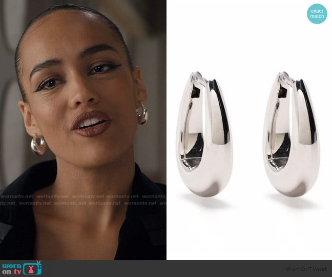 Tom Wood Liz hoop earrings worn by Genevieve (Thalia Besson) on Emily in Paris