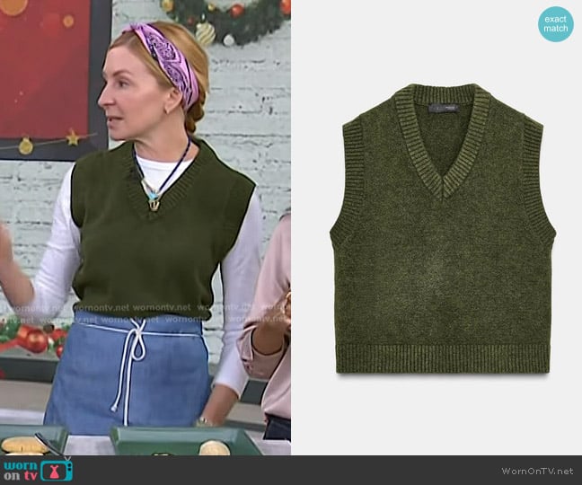 Zara Soft Knit Jumper Vest in Green Marl worn by Christina Tosi on Today