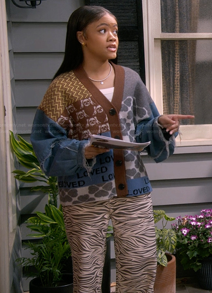Aaliyah’s printed cardigan on The Upshaws