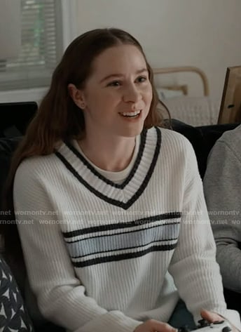 Abigail’s white striped sweater on 9-1-1