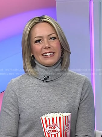 Dylan’s gold arched earrings on Today
