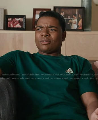 Harry’s green pizza patch tee on 9-1-1
