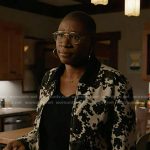 Hen’s animal print jacket on 9-1-1
