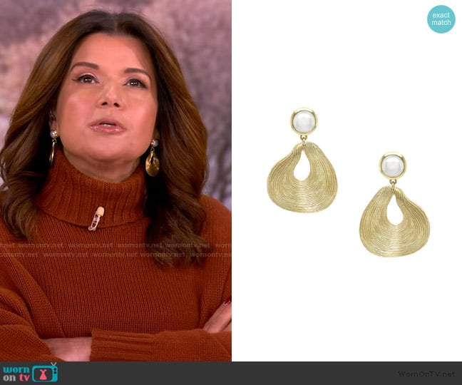 Jennifer Miller Textured Pearl Top Earrings worn by Ana Navarro on The View