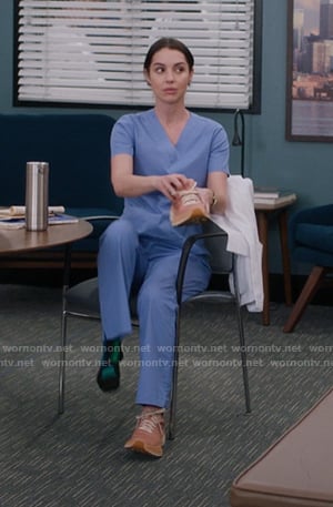 Jules’ orange sneakers on Greys Anatomy