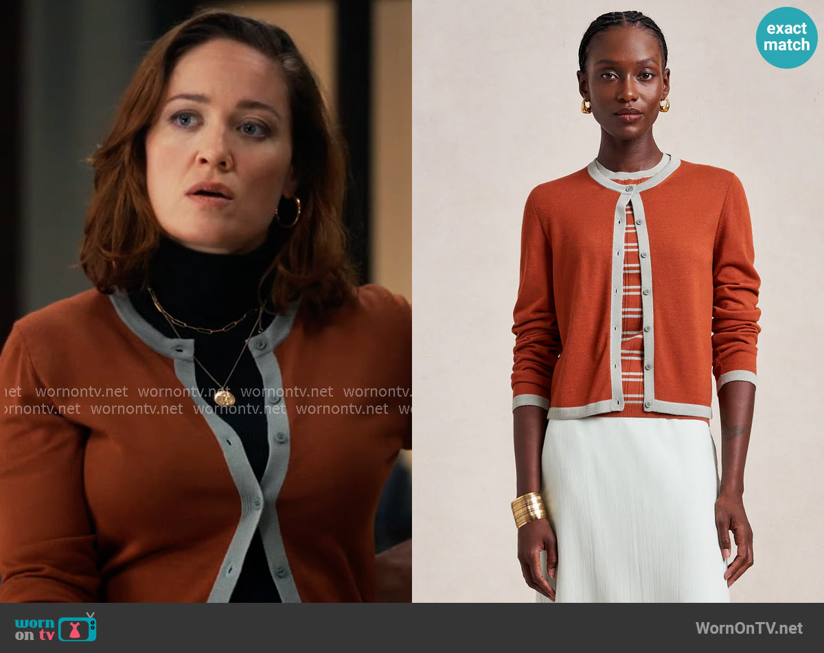 La Ligne x Dianna Agron Dianna Cardigan in Rust / Blue Smoke worn by Angie Polaski (Erika Christensen) on Will Trent