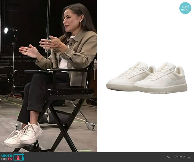 Lululemon Cityverse Sneaker in White worn by Kaylee Hartung on Today