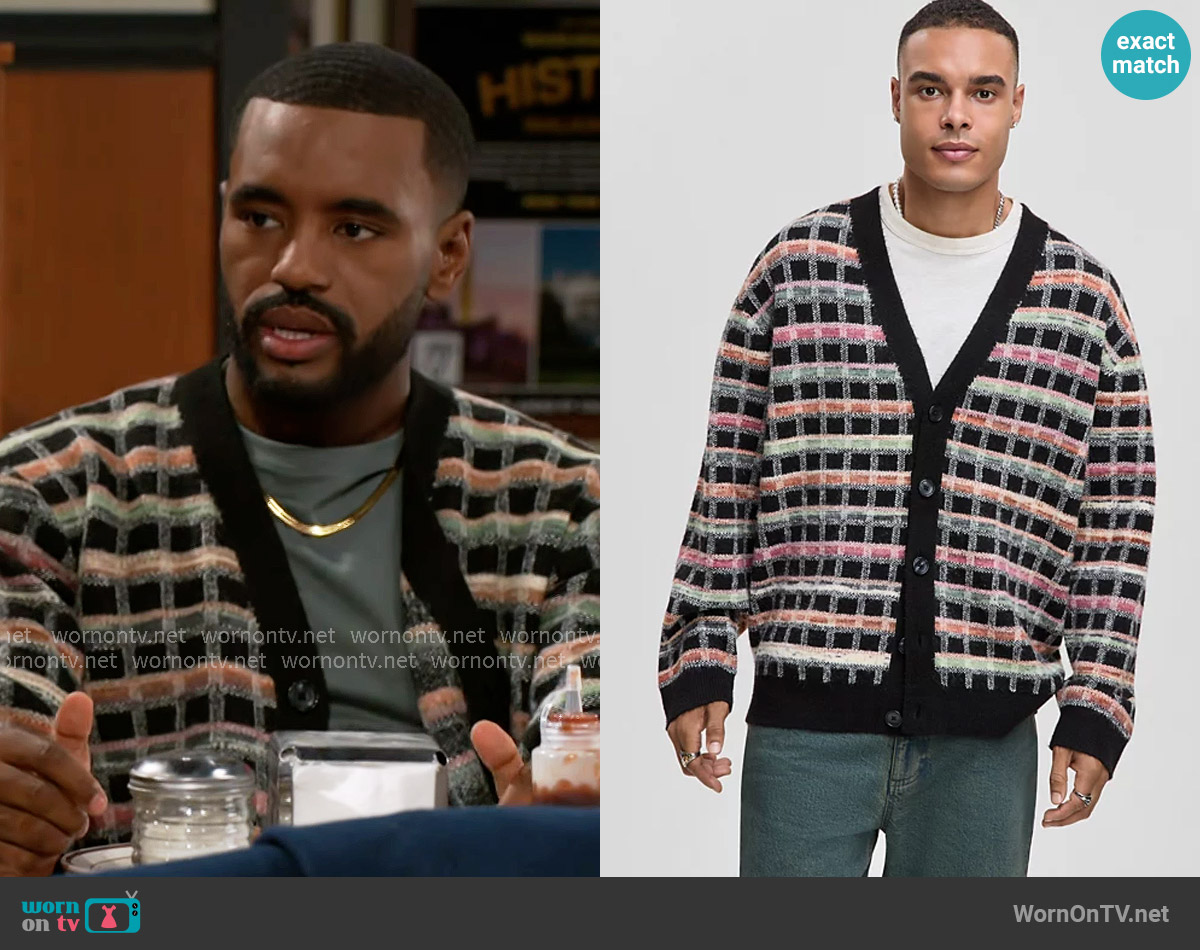 Mode of One Boxy-Fit Plaid V-Neck Cardigan worn by Andre Richardson (Sean Freeman) on Beyond the Gates
