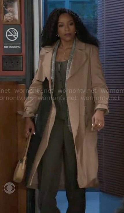 Naomi’s two-tone trench coat on Beyond the Gates