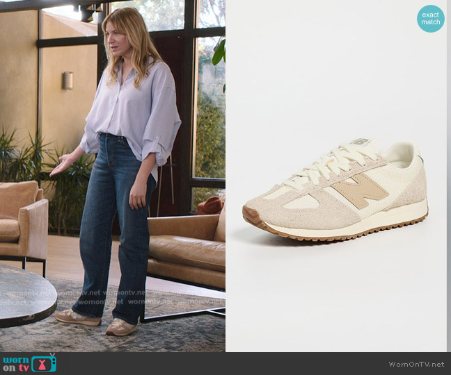 New Balance 471 Sneakers in Beige/Brown worn by Erica (Brit Morgan) on Greys Anatomy